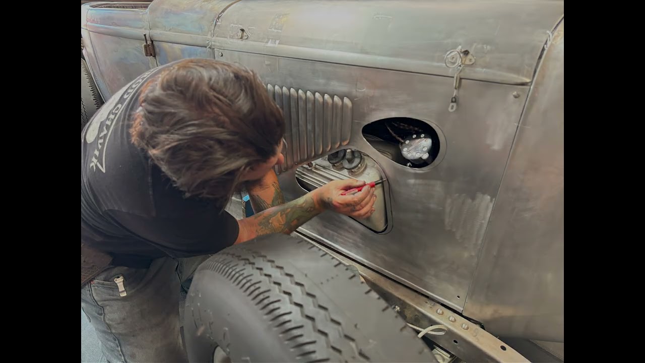 Custom Ford Roadster 1932 by Chavik