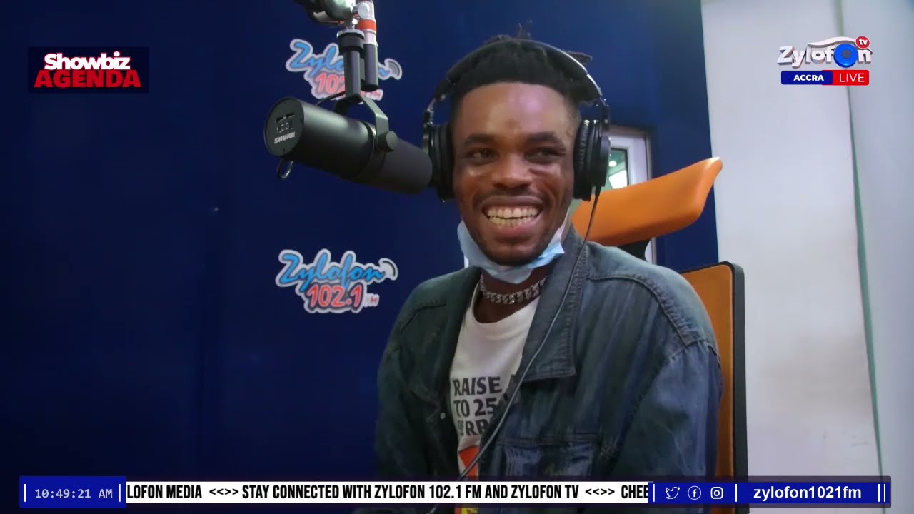 ChiChiz The Fante Rapper Wow's Everyone with his dhope freestyle on zylofon fm 😃😃😂😂 WATCH THIS