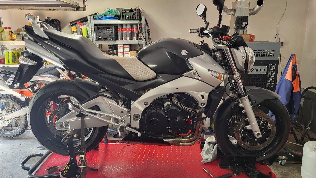Suzuki GSR 600 pełen przegląd po kupnie.