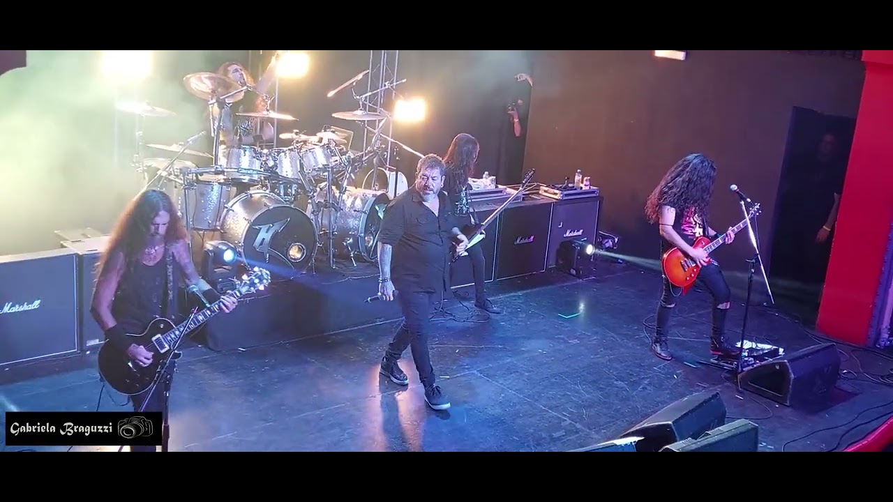 Horcas cerrando el Gigantes del Metal
