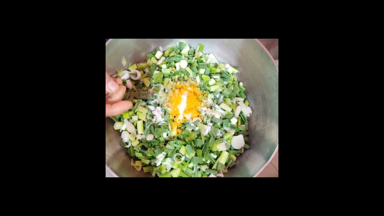 हरे लहसुन का अचार🍲🥙#viral#youtubevideo#indianrecipes#trending#fastfood#vegrecipe#easyrecipe#pickle 