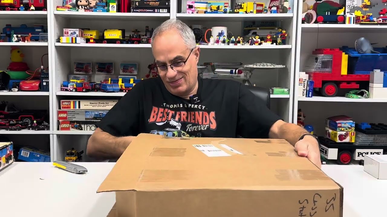 НАБОР ИЗ 1000 ДЕТАЛЕЙ LEGO!