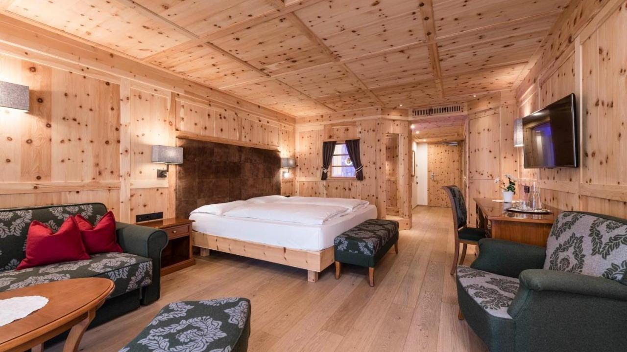 Hotel Gr&uuml;ner Baum, Bressanone, Italy