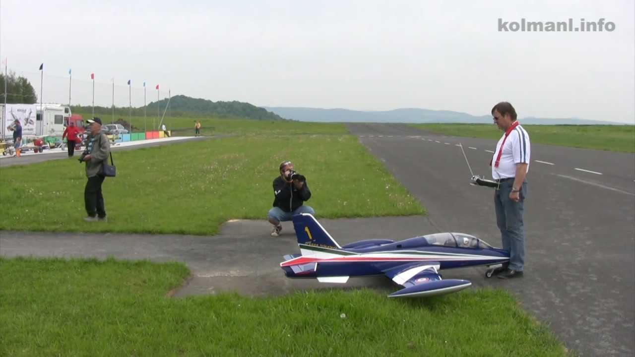 Jets in Modelpark Suché 14.5.2011 - Aermacchi Hulka