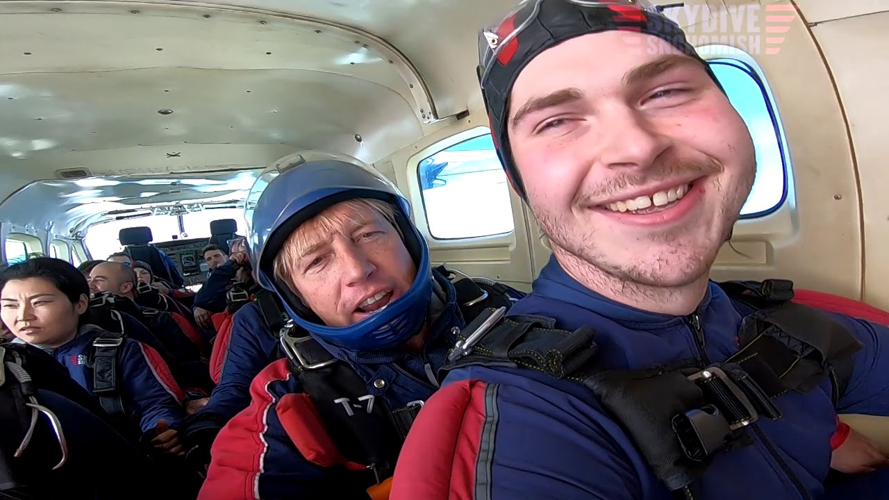 Nicholas Sampson's Tandem skydive!