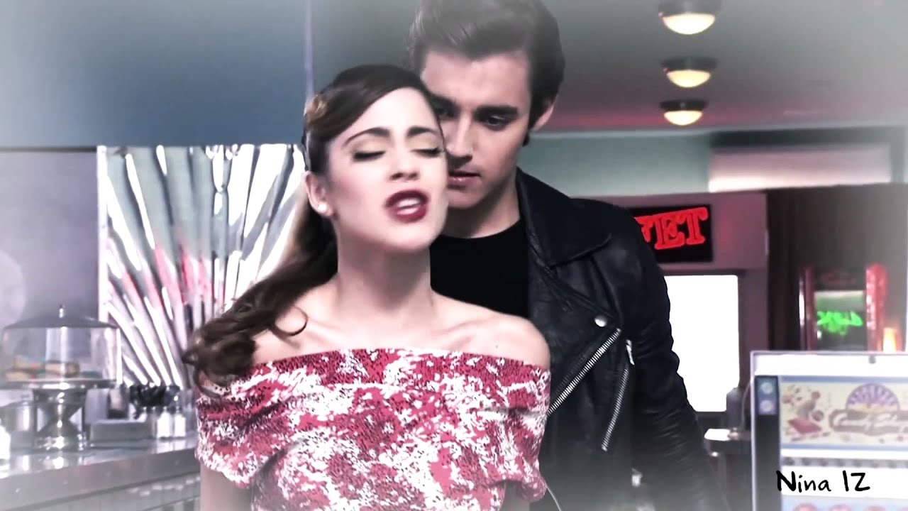 Leon y Violetta | Teenage dream