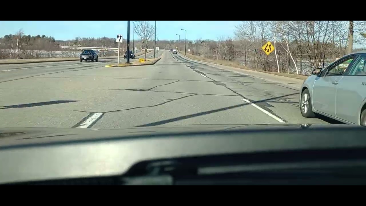 Taxi ride Goodwill to kwiktrip in 2010 Chevrolet Equinox Lt 