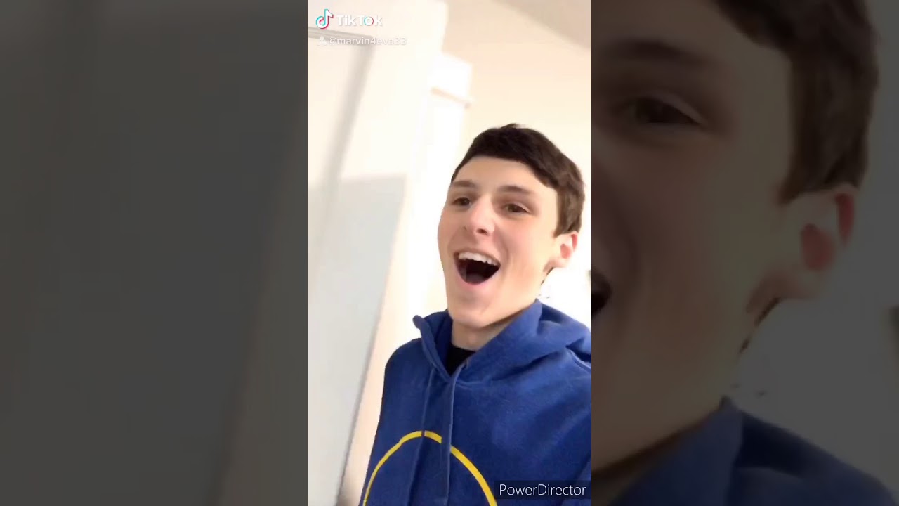 12 minutes and 32 seconds of Marvin blowing your mind and running into doors 🚪