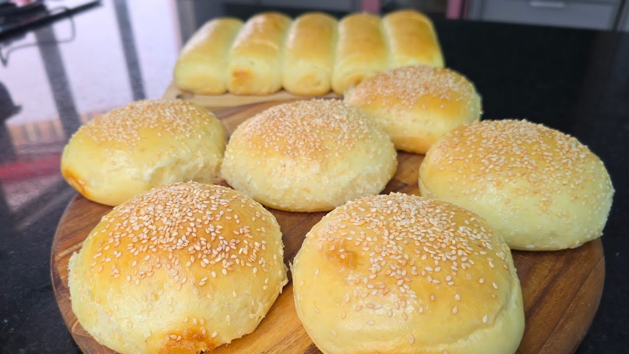 COMO FAZER PÃO CASEIRO DE HAMBUEGER E LANCHE FOFINHO PRATICO DELICIOSO - FAÇA E VENDA RENDA EXTRA !
