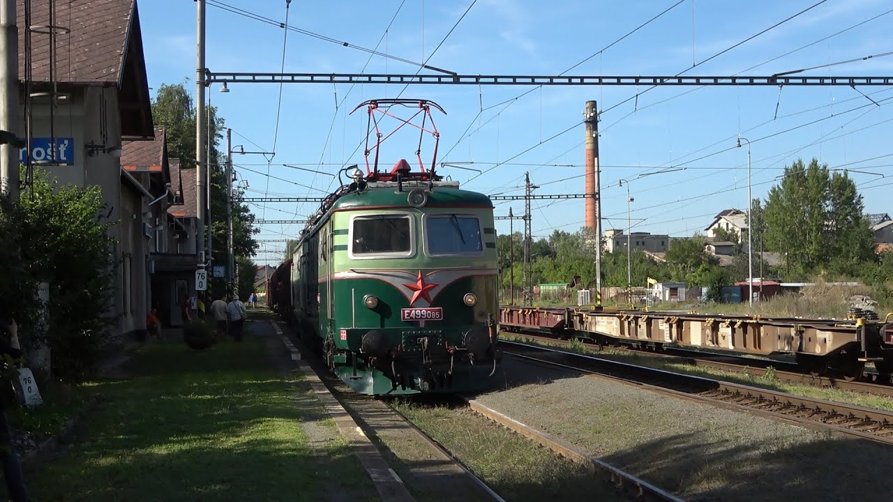 Bobiny E499.085+E499.047 s n&aacute;kladn&iacute;m fotovlakem Olomouc - Bediho&scaron;ť