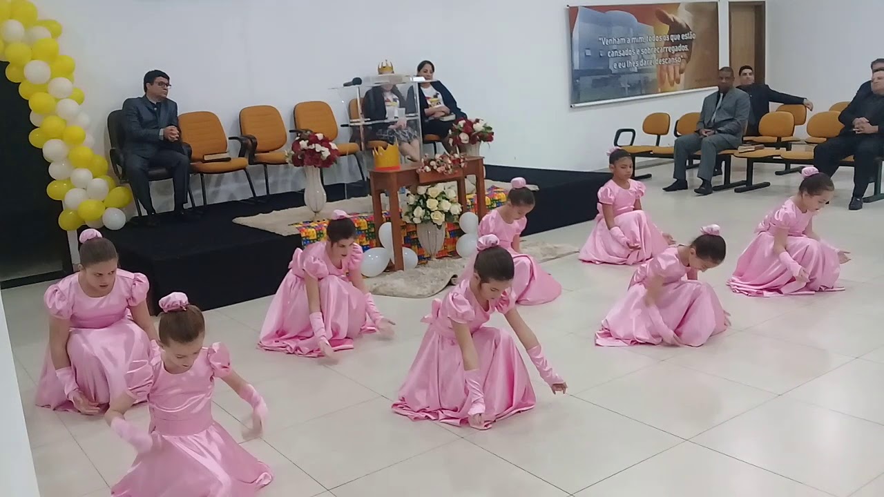 Linda apresentação do grupo de coreografia do Vocal Jóias Preciosas! Congresso infantil igreja sede