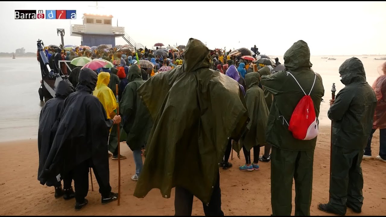Salida de la Peregrinación andando al Rocío desde Sanlúcar