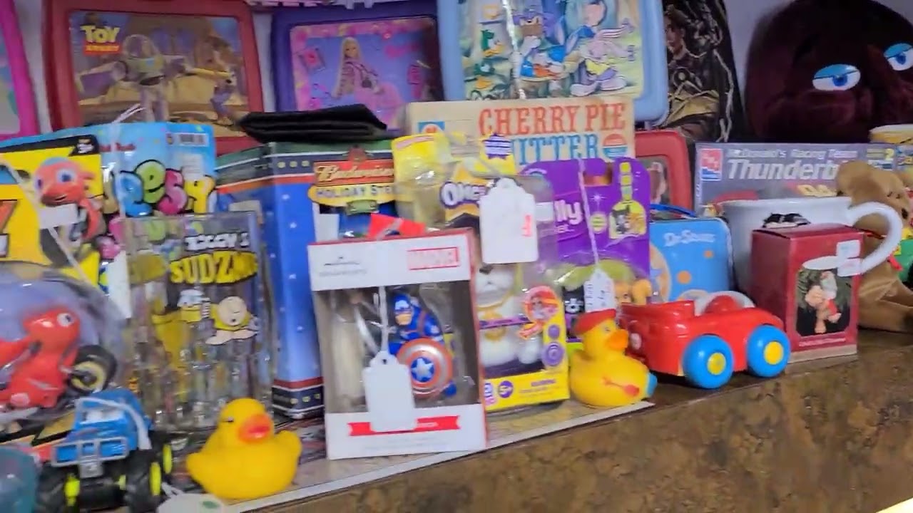 МОЕ ПЕРВОЕ ВИДЕО О ПОИСКЕ КОМИКСОВ!!!