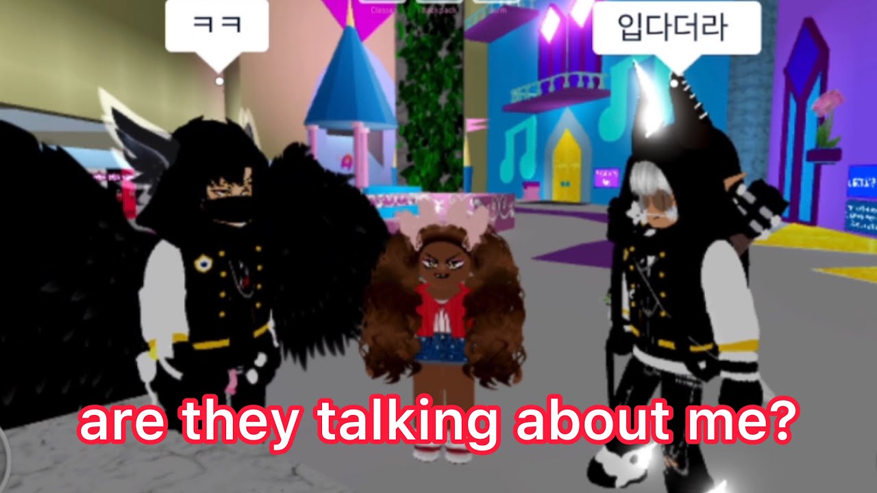 trolling in royale high gone TERRIBLY WRONG....I encountered roblox slenders lol