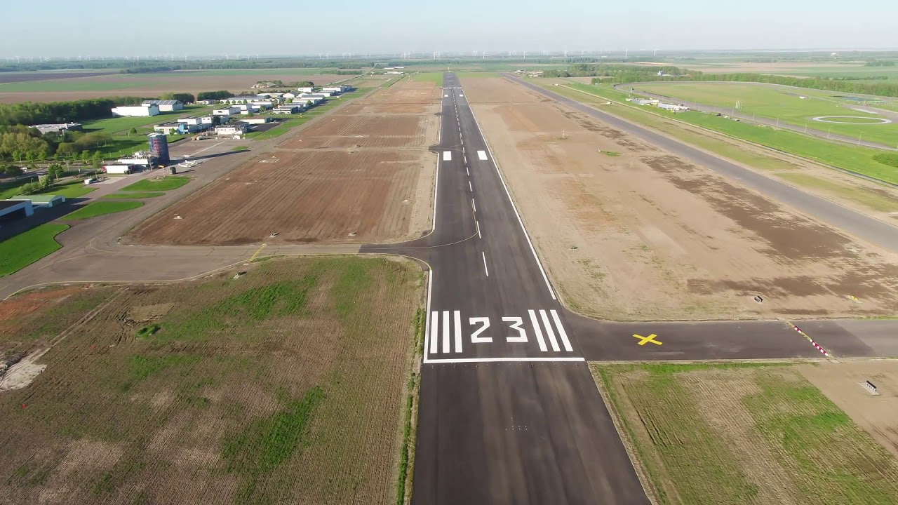 Dronevideo Lelystad Airport | 5 mei 2018