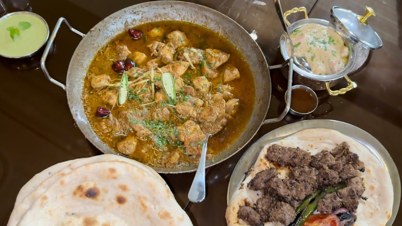Lunch at Roghan Pakistani Restaurant in Kuwait 🇰🇼 | Homz Mall Dajeej | Roghan Kuwait