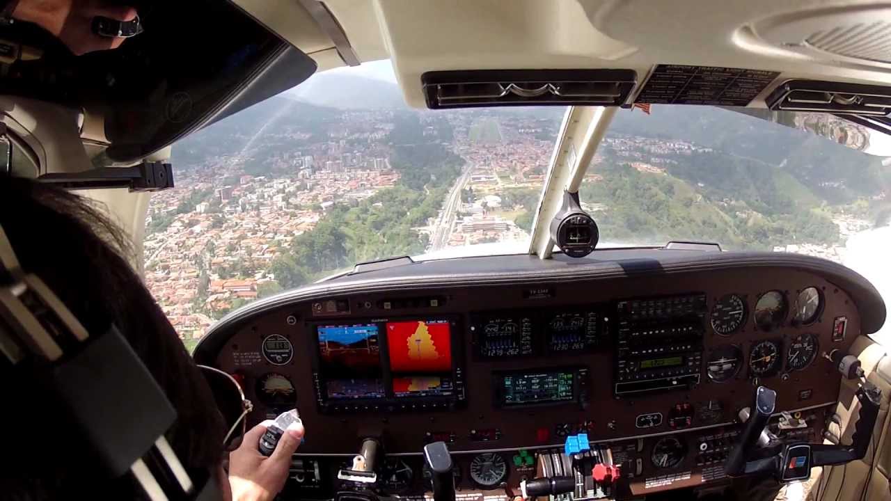 Aterrizaje en Merida SVMD. Landing in Merida Venezuela.