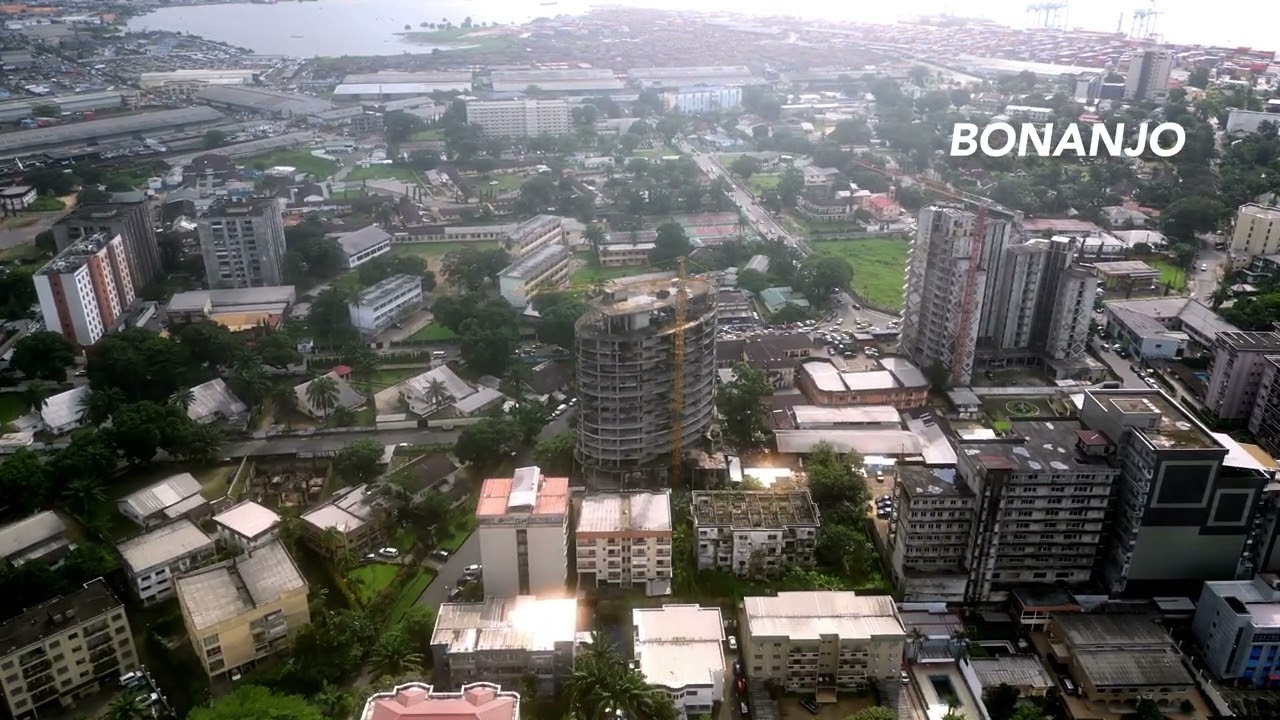 Douala: Bonanjo, Bonapriso, Koumassi