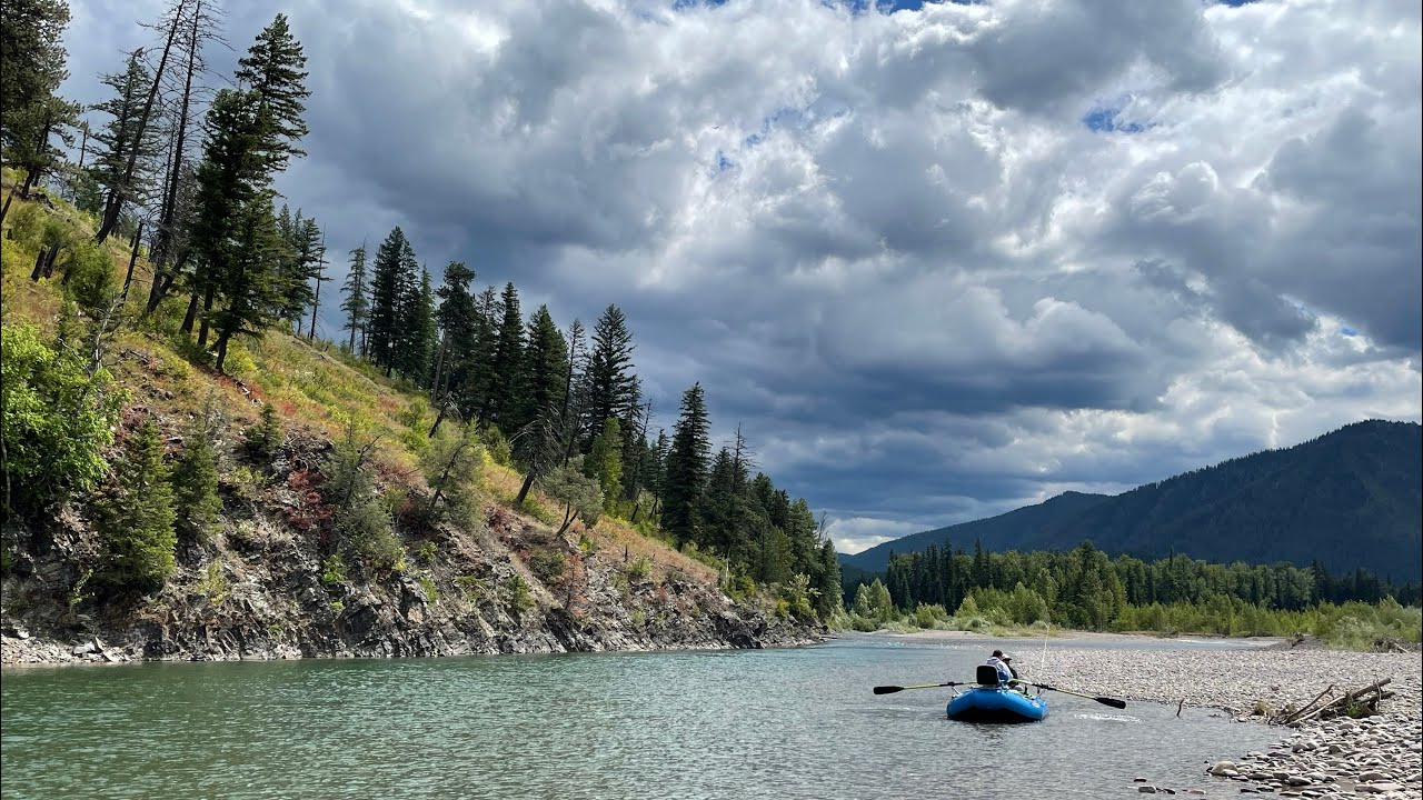 Float FlyFishing on the Middle Fork of the Flathead River Montana | #flyfishing #fishing #fish