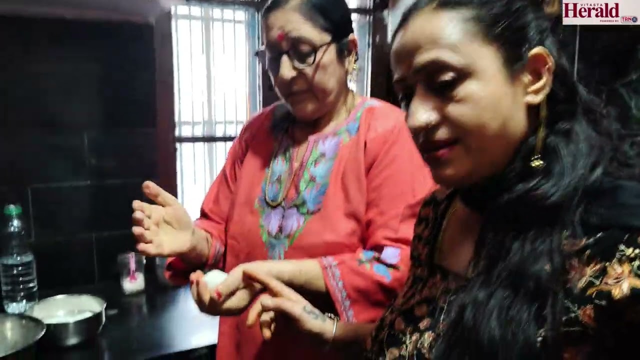 #vitastaherald #TRN #foodvlog Making of Kashmiri delicacy 