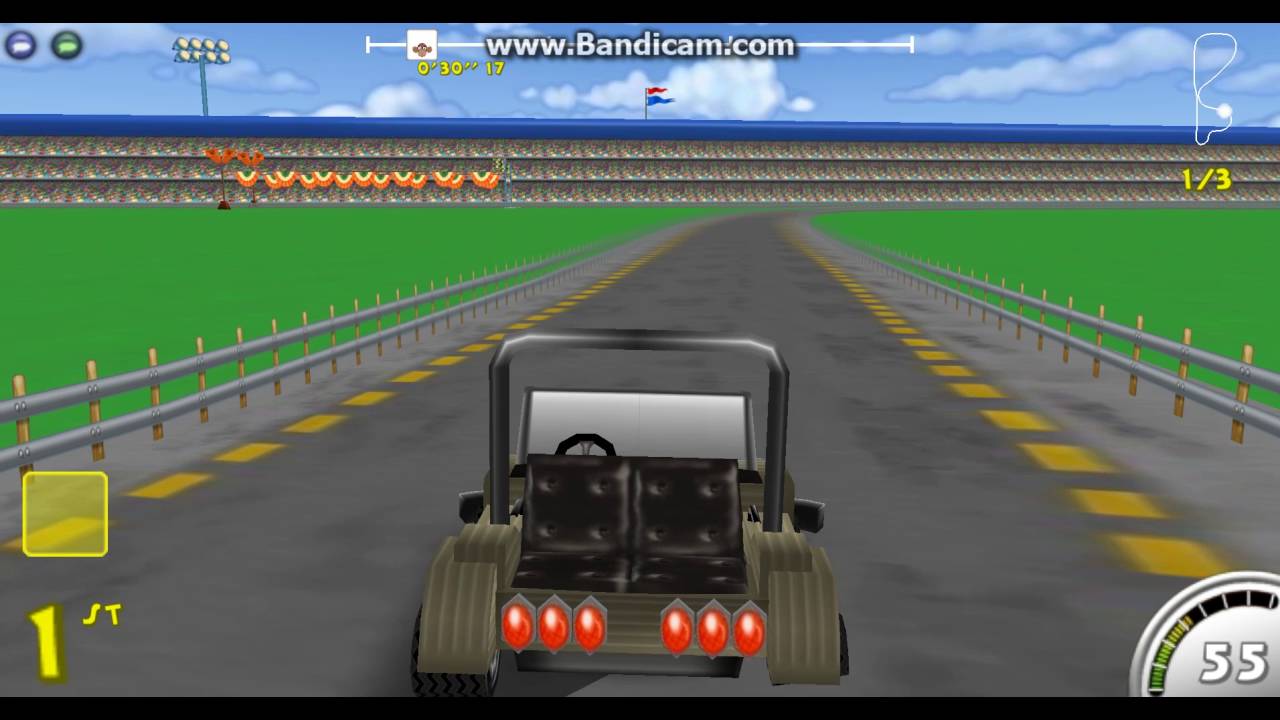 Racing with golf cart in Toontown