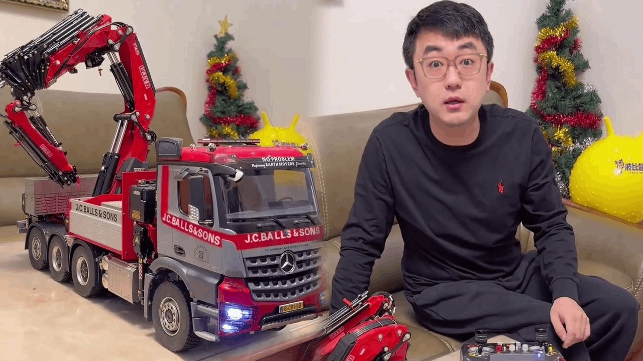 老丁拿4萬的模型騙老婆4千，怎料老婆卻說400都不值！直接把老丁急的展現它的神奇操作！