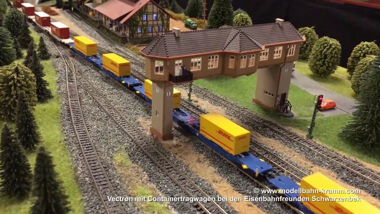 Spur-N, Vectron mit Containertragwagen als Ganzzug in Aktion