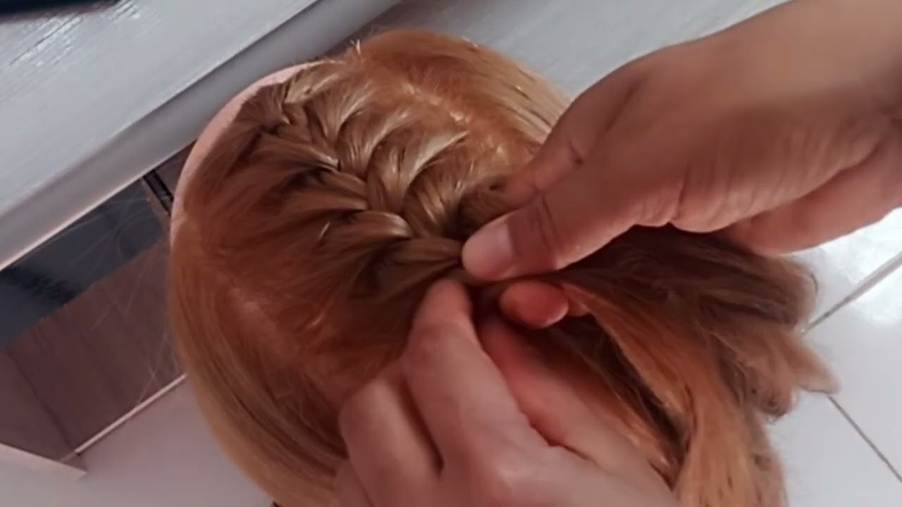 Penteado simples &yen; tran&ccedil;a de topo embutida😻