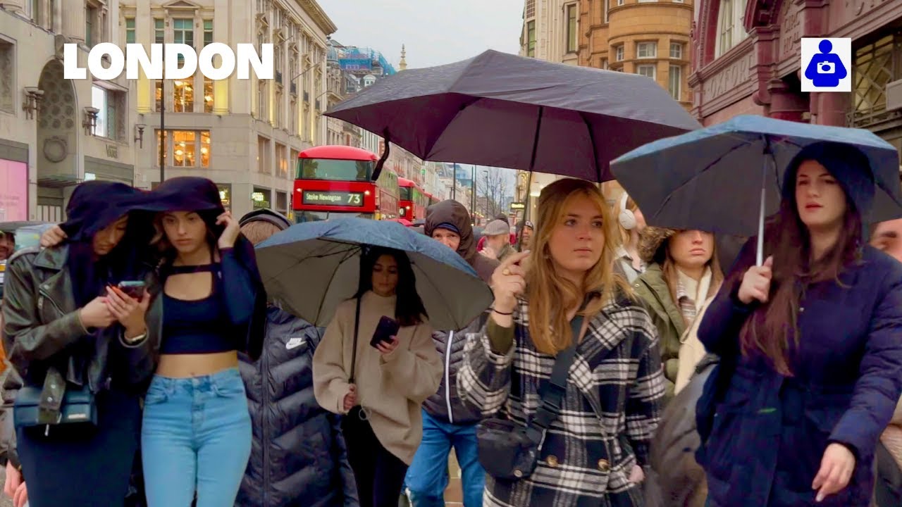 London Rain Walk ☔️ OXFORD Street, Marble Arch to Tottenham Court Road | Central London Walking Tour