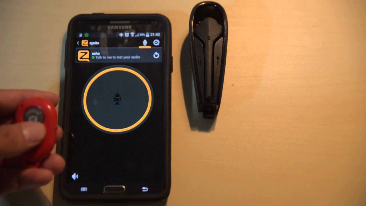 A very very cheap bluetooth PTT Button for zello.