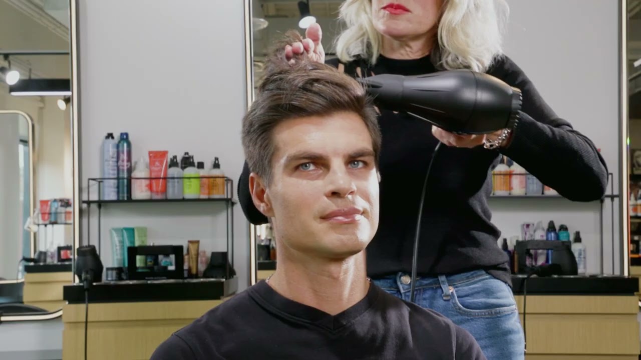 How To Use: Thickening Full Form Soft Mousse | Bumble and bumble.