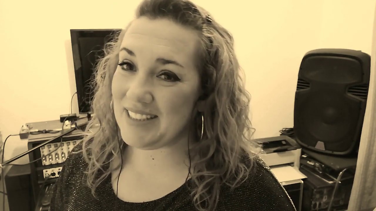 Sara Berrueta - Vattene amore (cover)