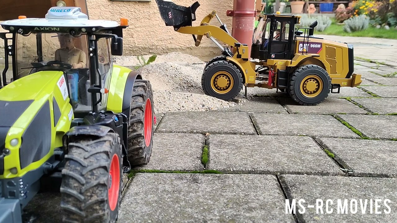 Construction Work with my RC CAT 966M/FM 586V2 - 4K Video