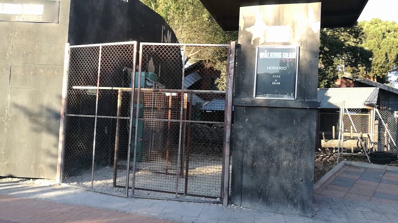Walking dead parque atracciones Asier
