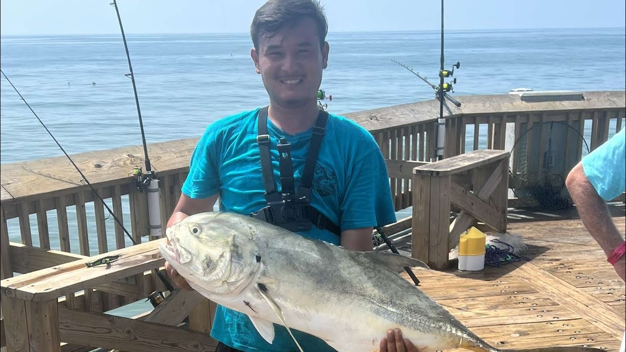 Fishing Folly Beach pier ! (Catch,clean,cook) Spanish mackerel , Jack crevalle,Red drum,black drum