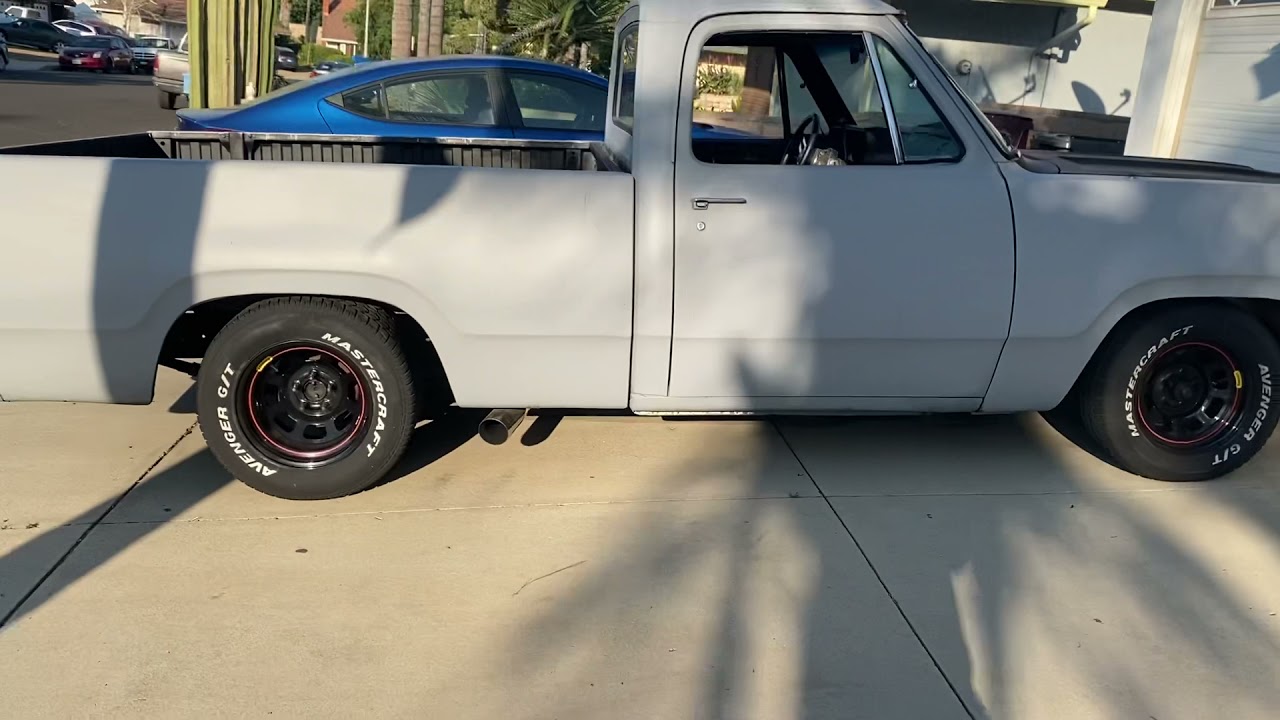 1973 Dodge D100