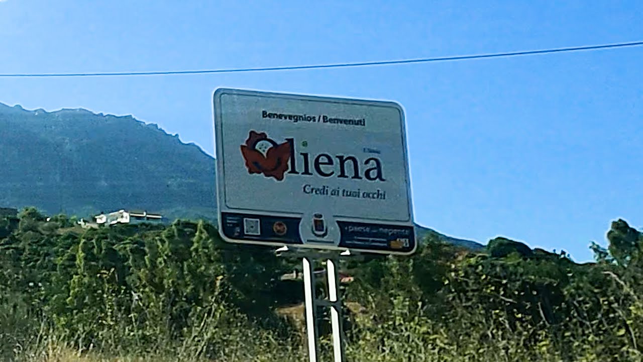 Oliena (NU) in auto - 4X speed 🚙🇮🇹