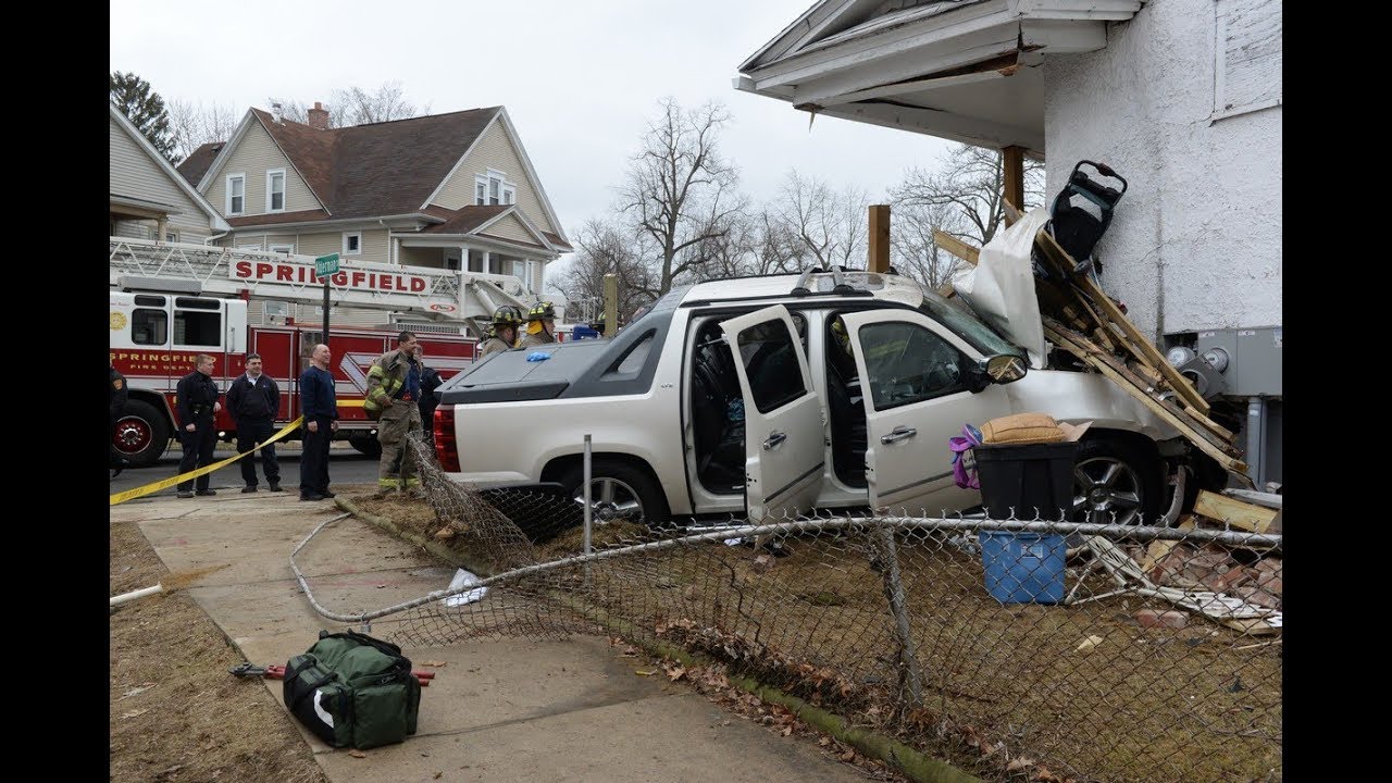 Pickup into a house on Pomona Street in Springfield