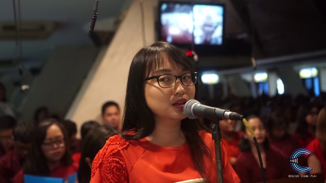 Crescendo Choir (Solist : Adeline) - Ketuklah PintuNya (KEK 043)