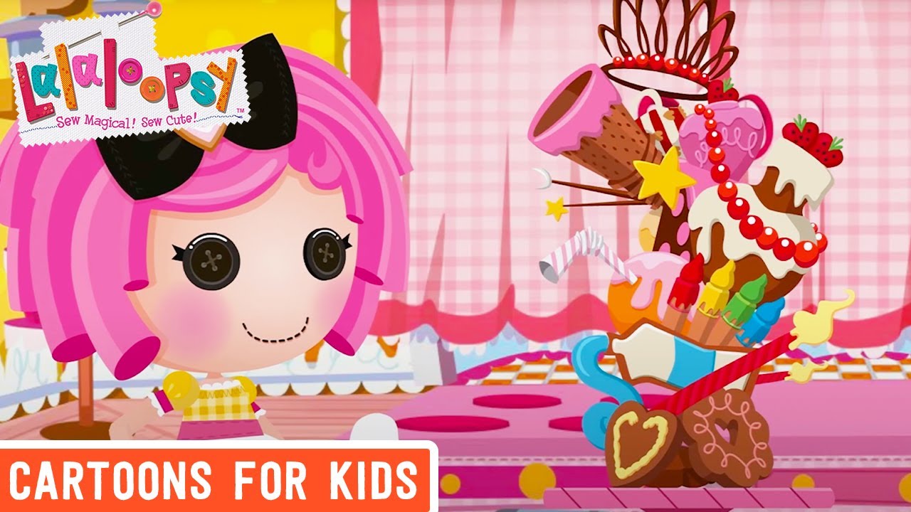 Crumbs Sure Can Bake! | Lalaloopsy Clip | Cartoons for Kids