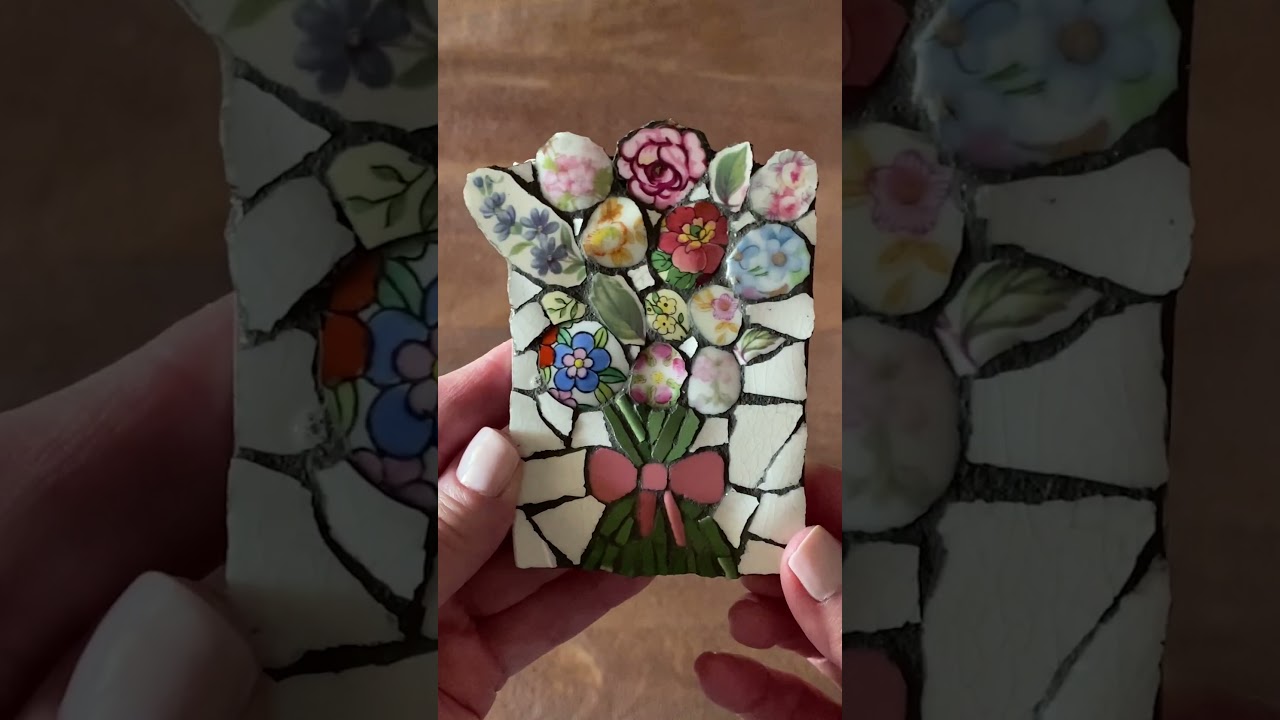 Floral Bouquet Artist Trading Card (ATC) | Pique Assiette Mosaic