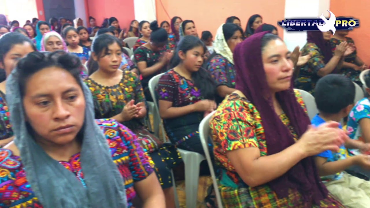 PEDRO ROQUEL   HIMNOS   EN IGLESIA LA HERMOSA CENTRAL SOLOLÁ GUATEMALA