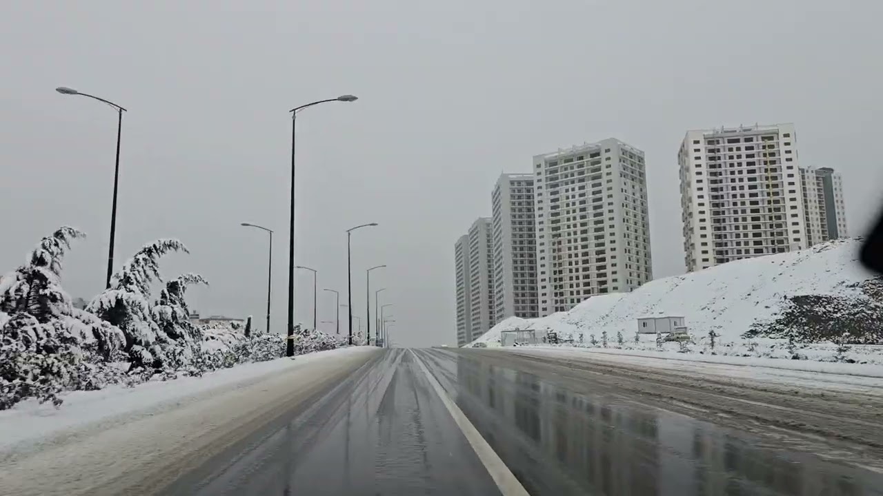 جولة في مدينة السليمانية في الثلوج 23\1\2026 sulaimaniyah kordstan العراق / صوت الثلوج
