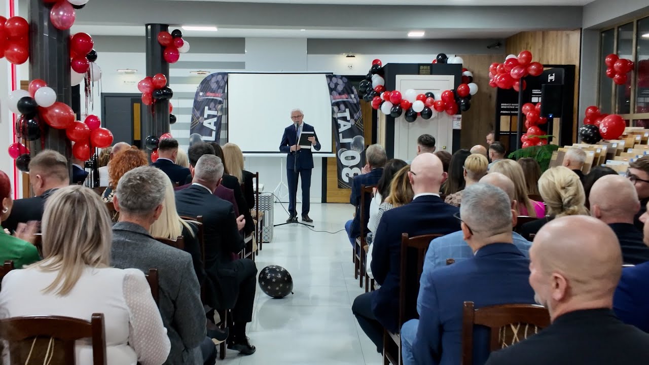 Domino świętuje 30-lecie swoich salon&oacute;w