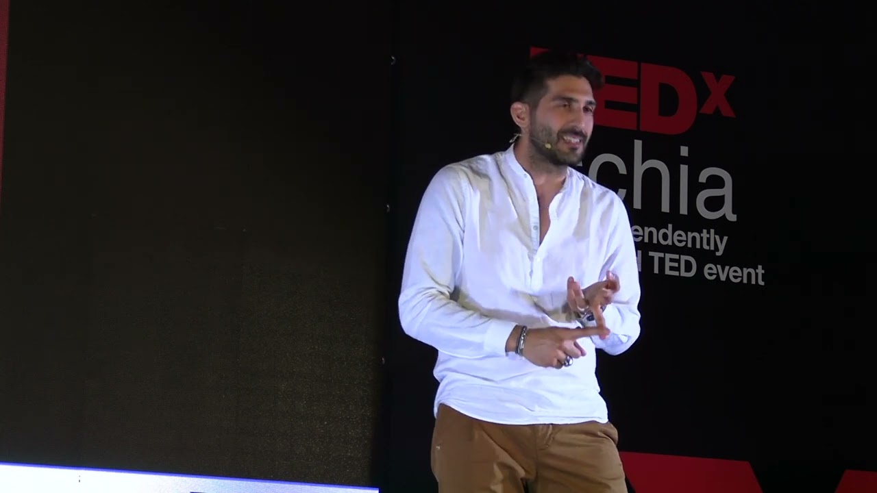 Vedere le cose che gli altri non vedono | Pietro D'Elia | TEDxIschia
