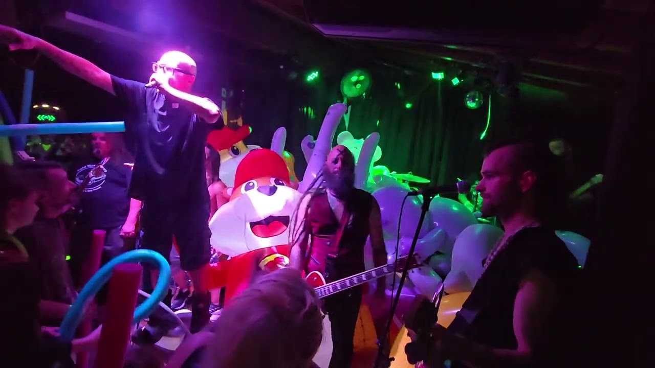 Green Jell&ouml;/&yuml;-07-(Live @ Oregon Express 8.23.25)