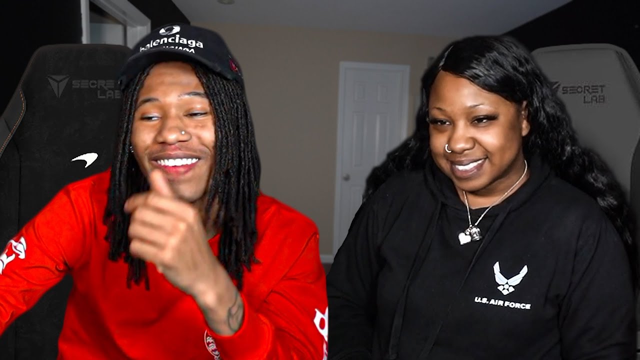 Eli Brown Invites His Mom On Stream For The First Time!