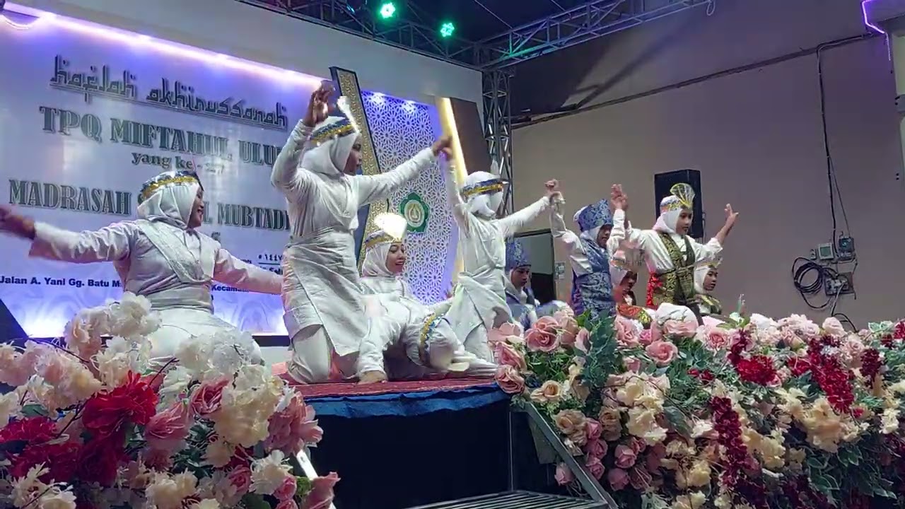 Tarian islami [RUDDAT] MIFTAHUL ULUM KE 27TH