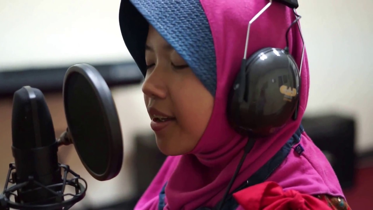 Fathiya Nur Assyifa - Tak Perlu Keliling Dunia Ost Gita Gutawa