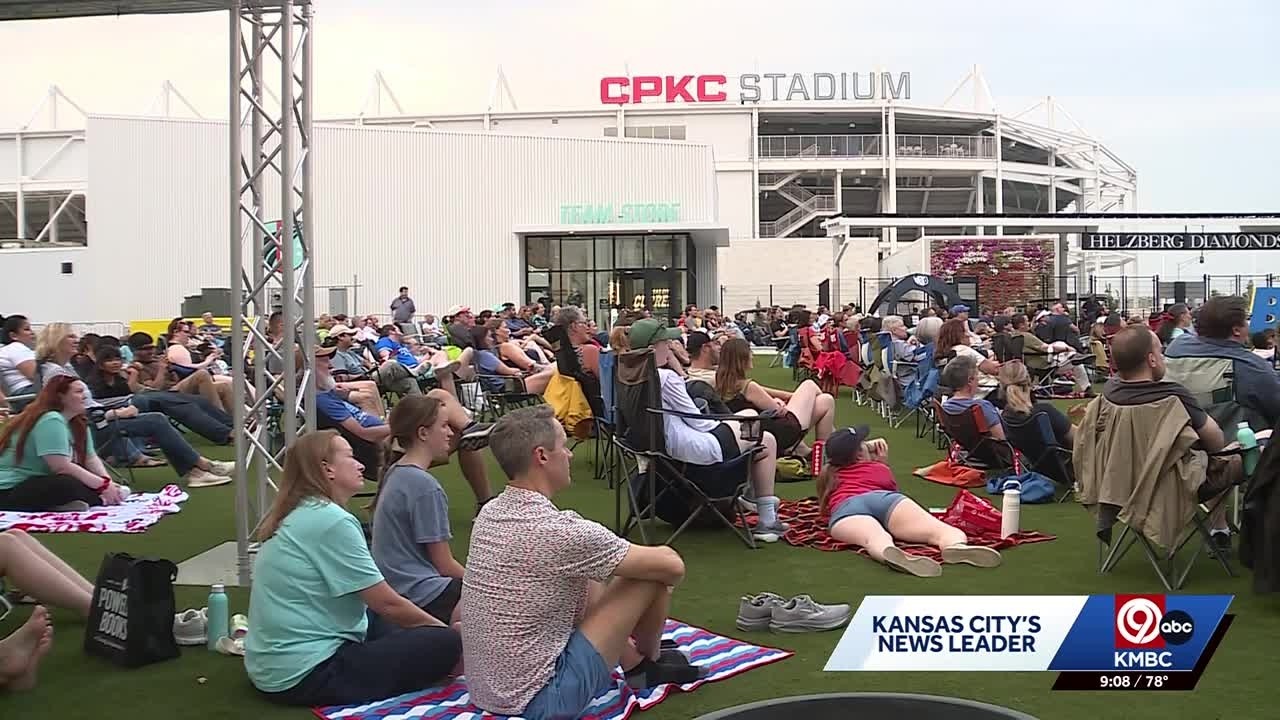 'Ted Lasso' fans celebrate as Kansas City landmarks and KC Current debut in season 4